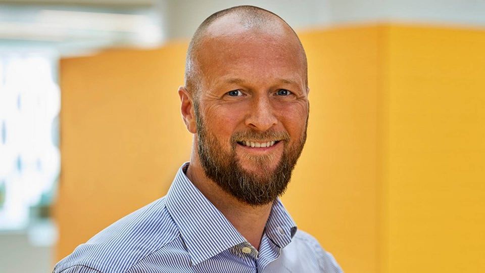 Lego familien fuldf rer generationsskifte i pengetanken Kirkbi